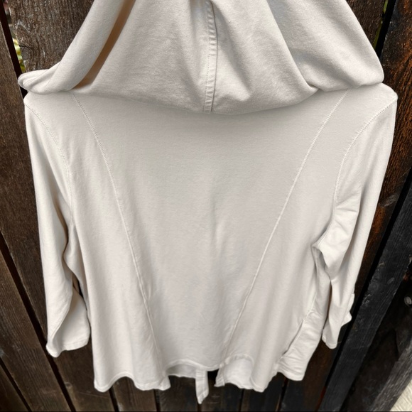 Zenergy By Chico’s Beige Lightweight 3/4 Sleeve Jersey Knit Hooded Cardigan Sz L - Picture 7 of 14